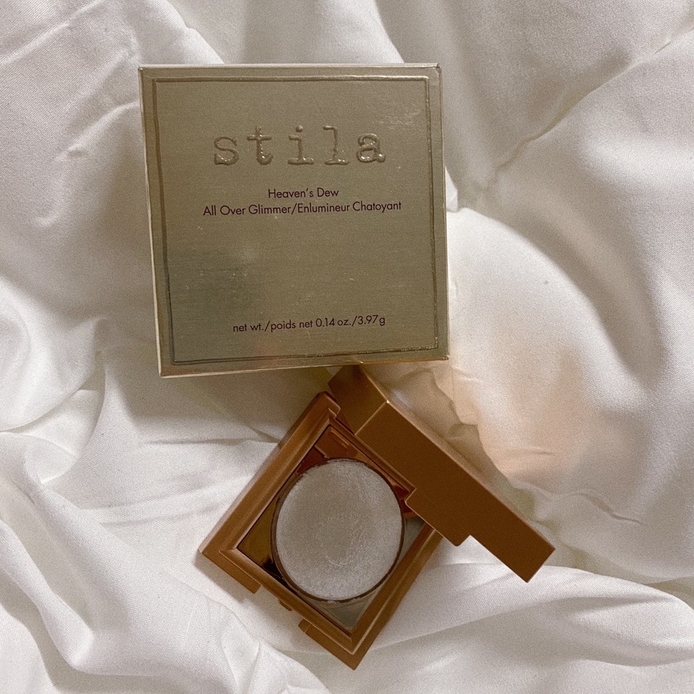 Stila Cosmetics - Heaven’s Dew Highlighter